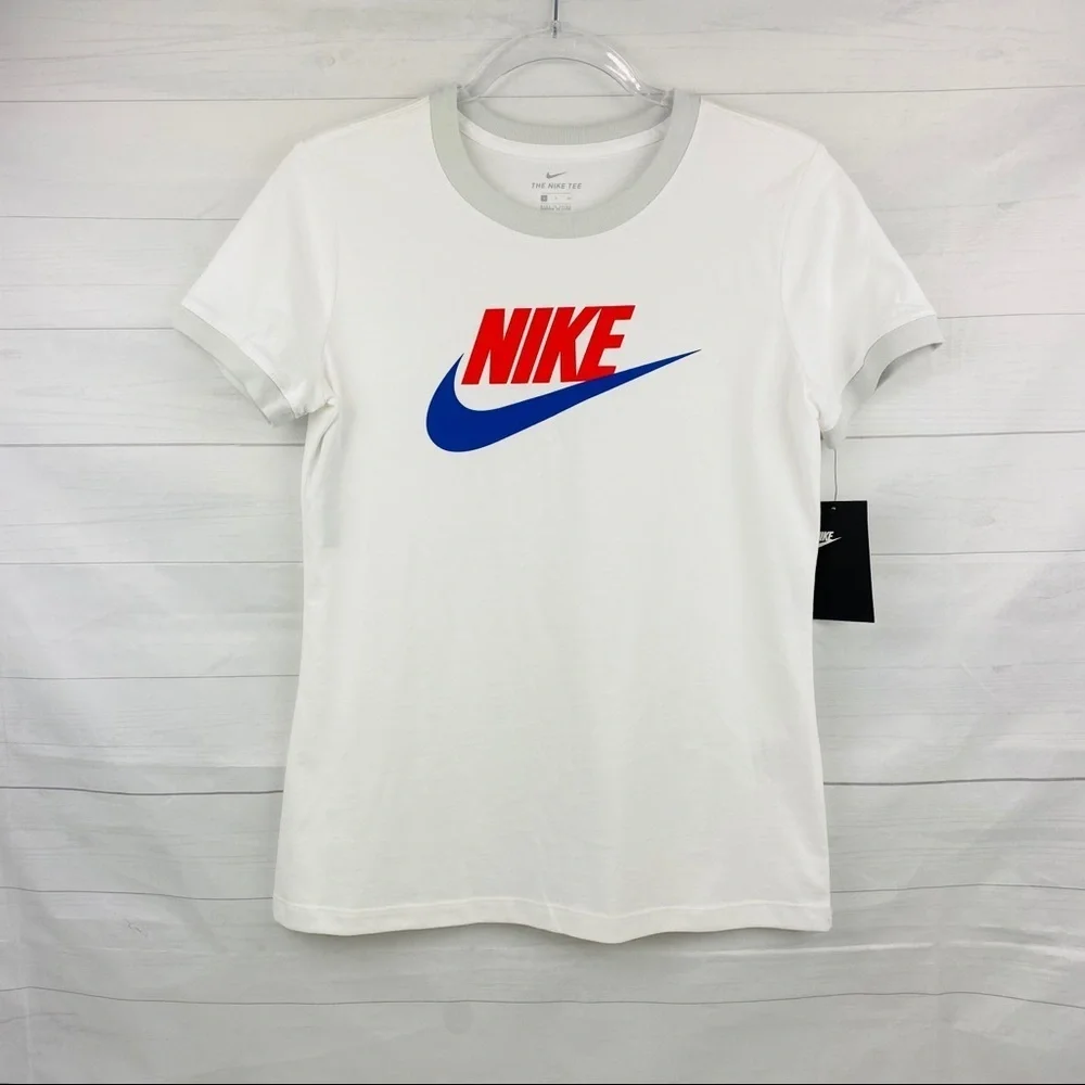 Nike | Women’s White Top